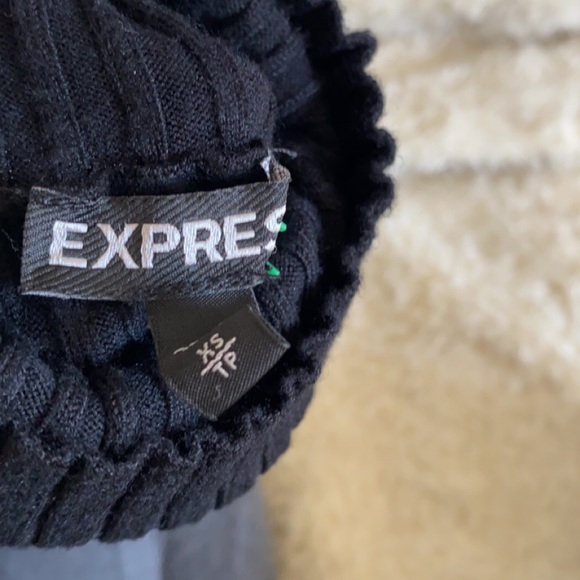 Dress shorts from express - Picture 4 of 4